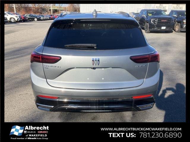 2025 Buick Envision Sport Touring photo 4