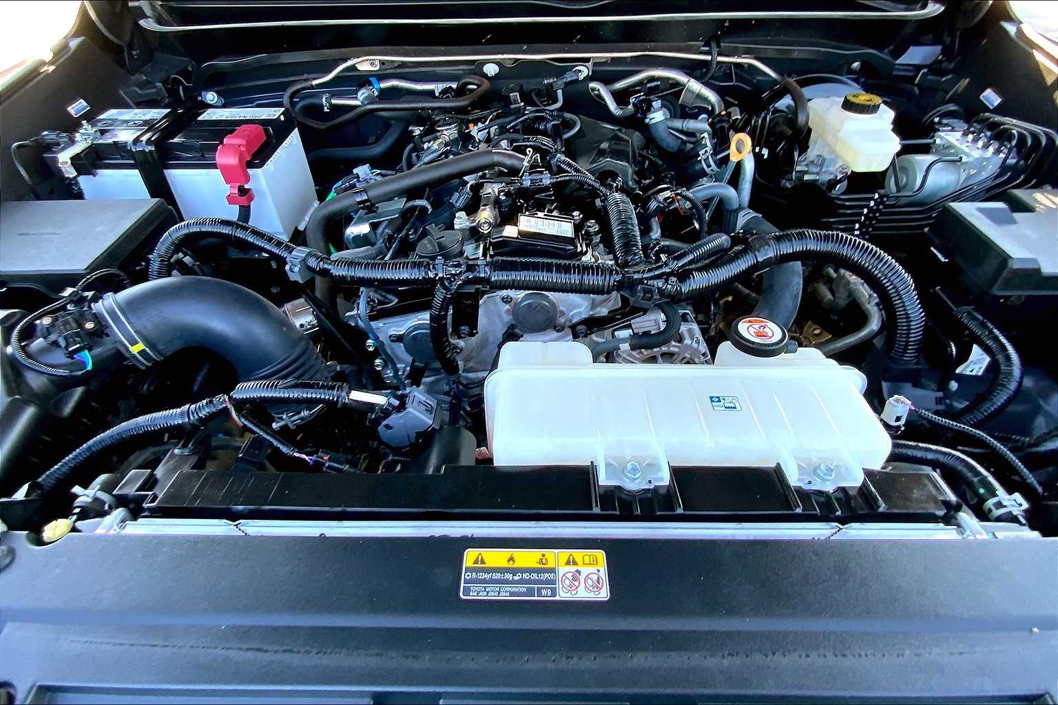 2024 Toyota Tacoma SR5 photo 28
