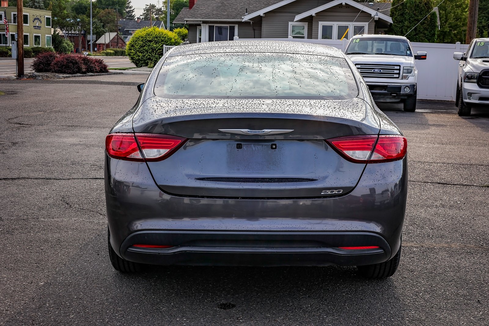 2015 Chrysler 200 LX photo 4