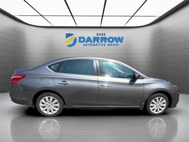 2016 Nissan Sentra SV photo 3