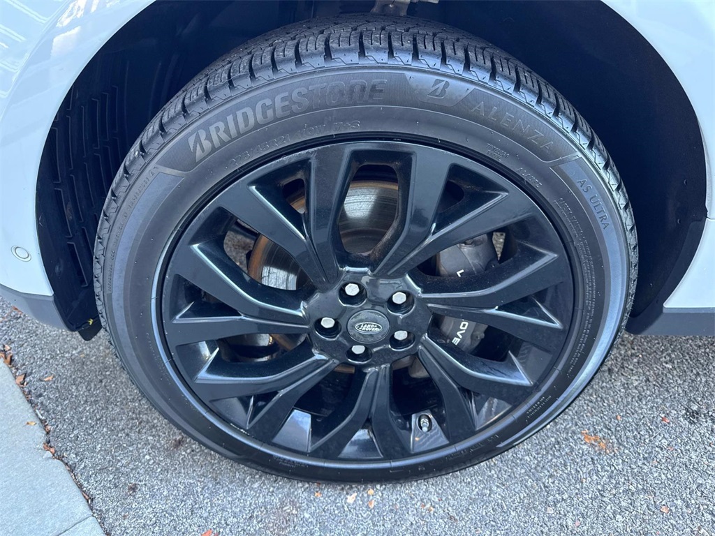 2019 Land Rover Range Rover SuperCharged HSE photo 12