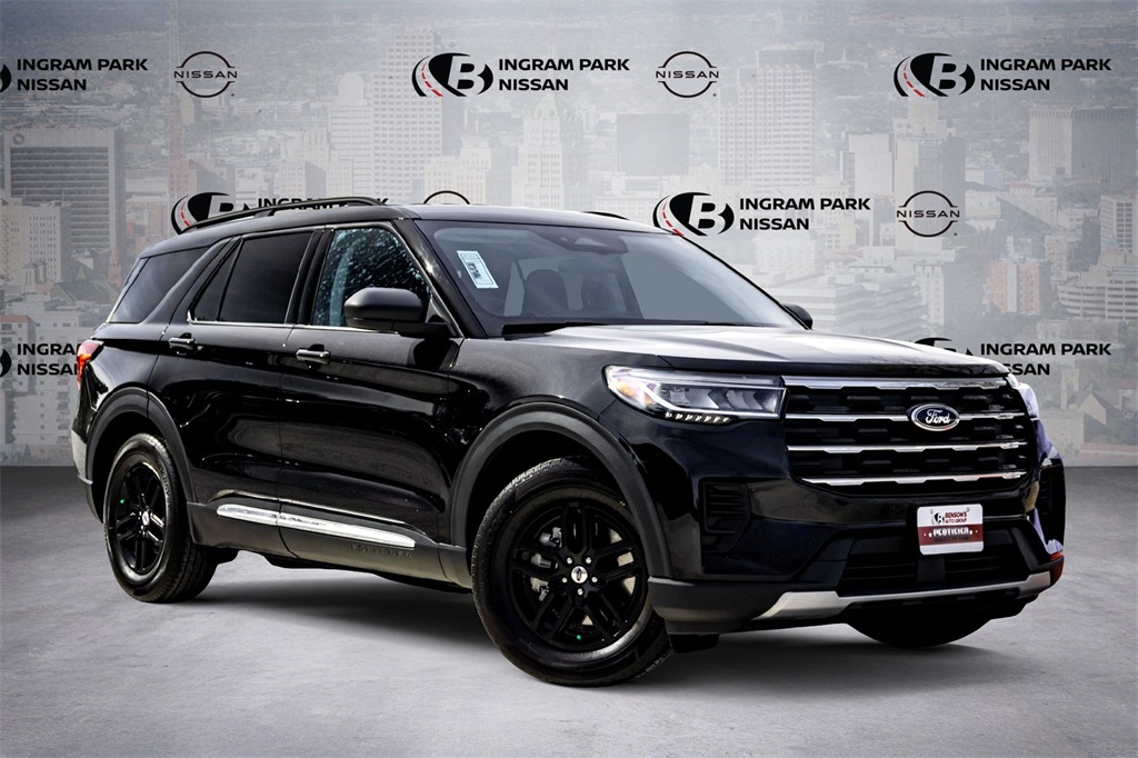 2025 Ford Explorer Active's photo