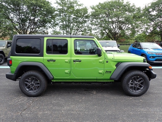 2025 Jeep Wrangler Sport S photo 7