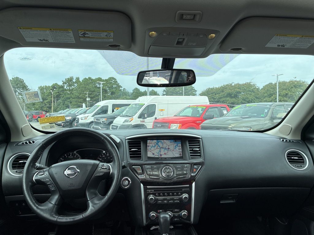 2020 Nissan Pathfinder SL photo 24