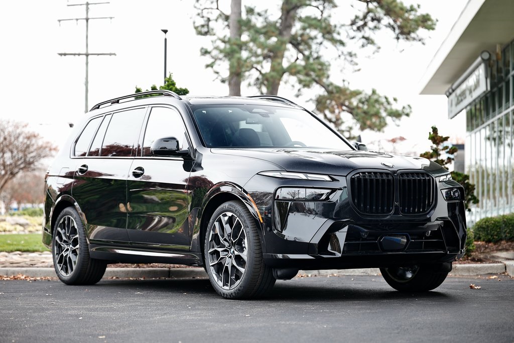 2026 BMW X7 40i's photo
