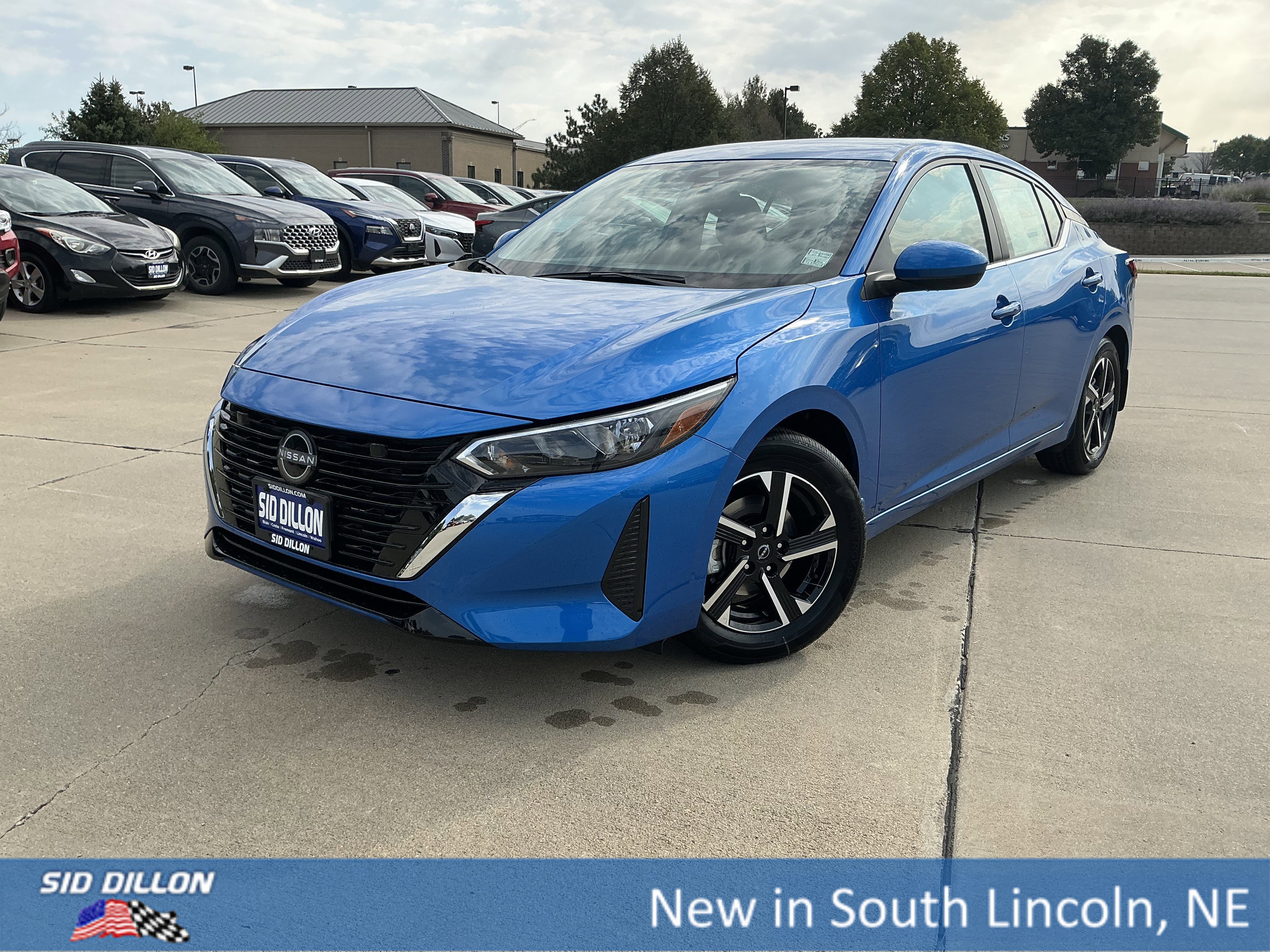 2025 Nissan Sentra SV's photo