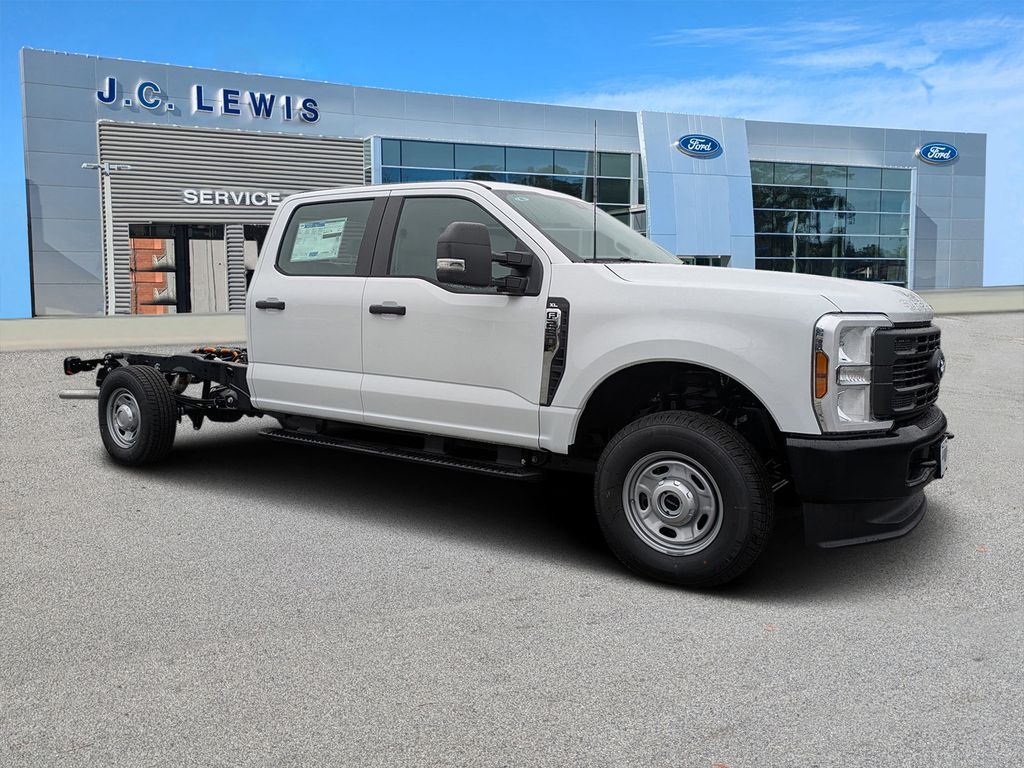 2026 Ford F-250 Super Duty XL's photo