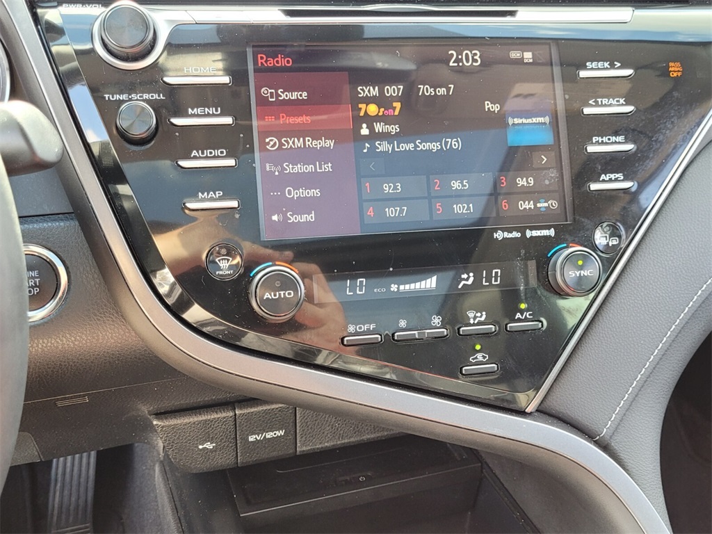 2020 Toyota Camry XSE photo 15