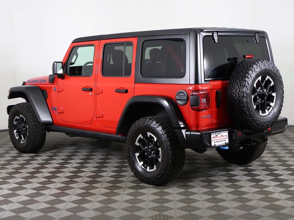 2024 Jeep Wrangler Rubicon 4xe photo 6