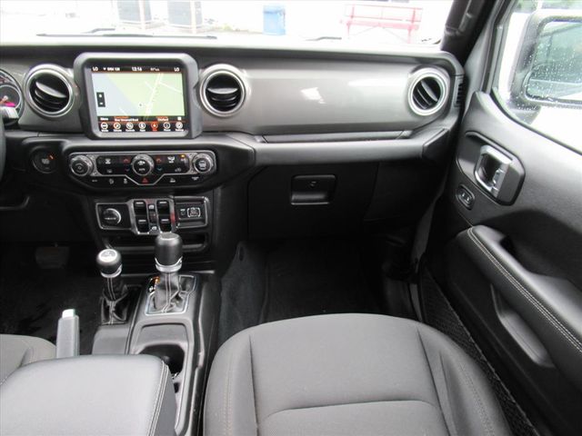 2022 Jeep Gladiator Overland photo 14