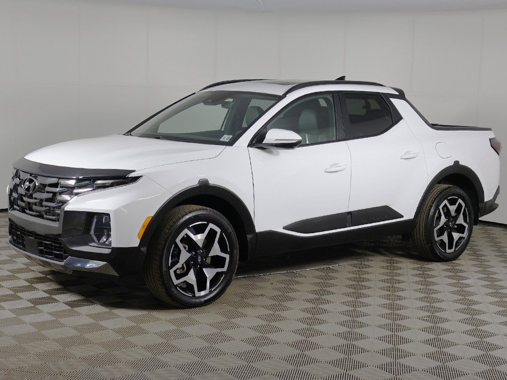 2024 Hyundai Santa Cruz Limited photo 3