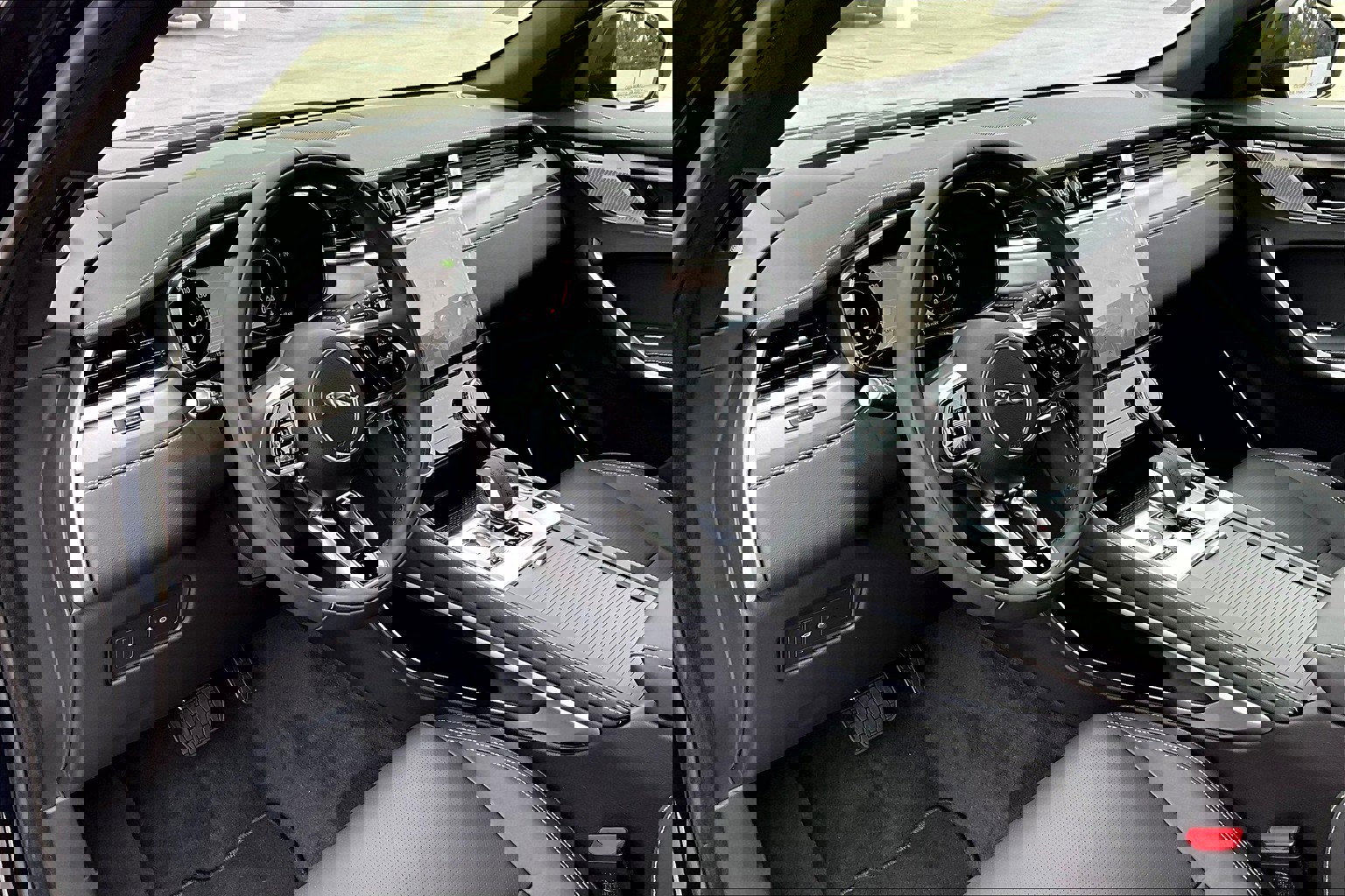 2026 Jaguar F-PACE P250 R-Dynamic S photo 4