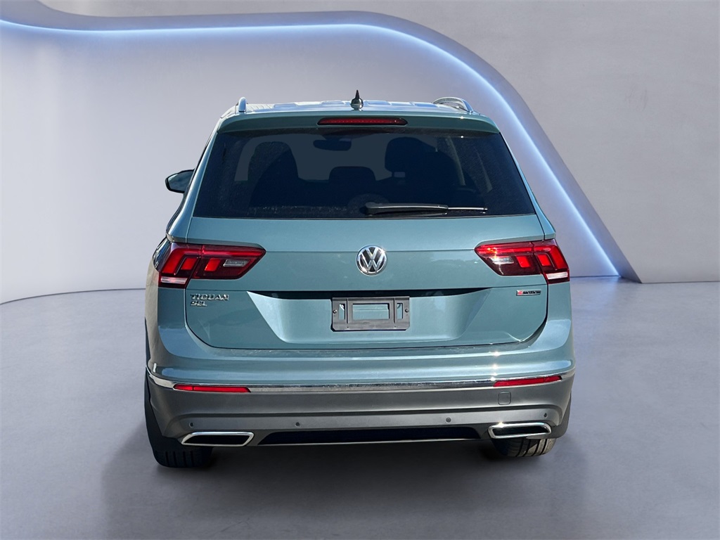 2020 Volkswagen Tiguan SEL photo 3