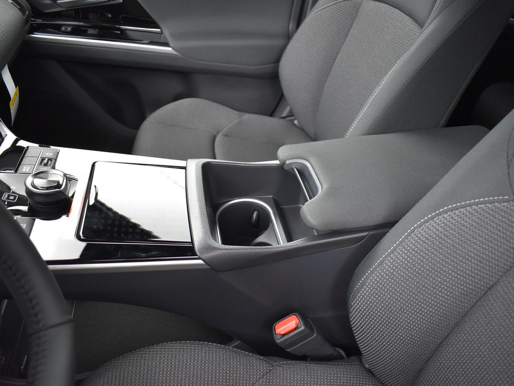 2025 Subaru Solterra Premium photo 10