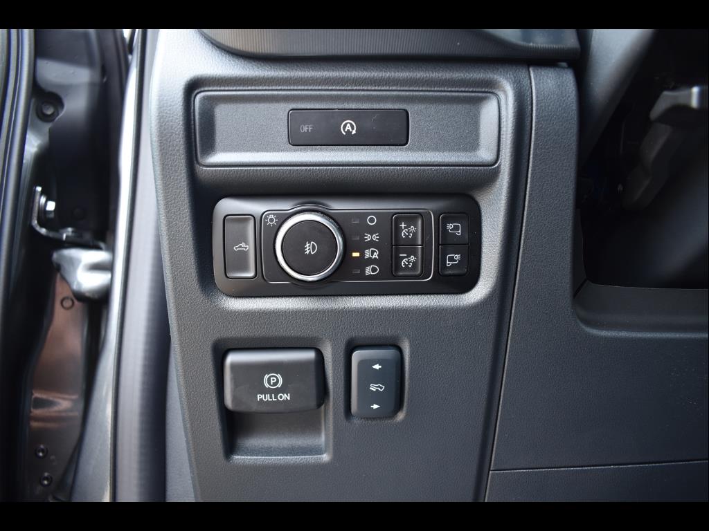 2025 Ford F-150 Lariat photo 16