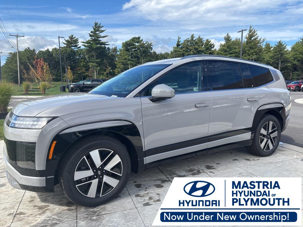 2026 Hyundai IONIQ 9 SEL's photo