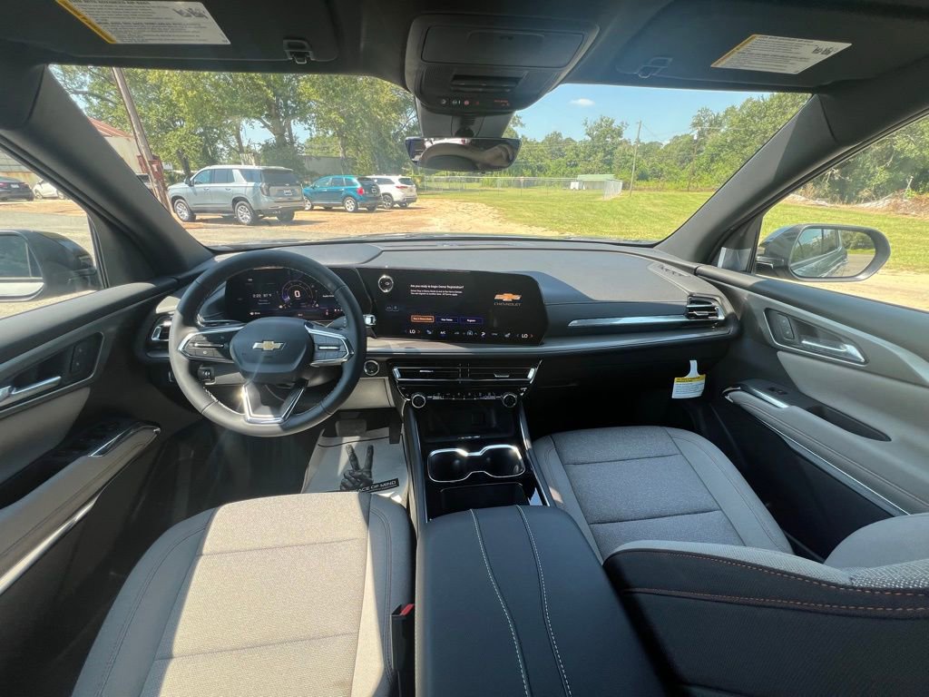 2026 Chevrolet Traverse photo 16