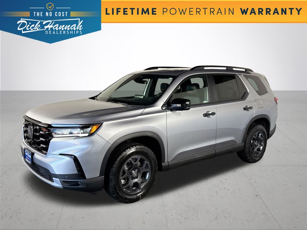 2025 Honda Pilot TrailSport's photo