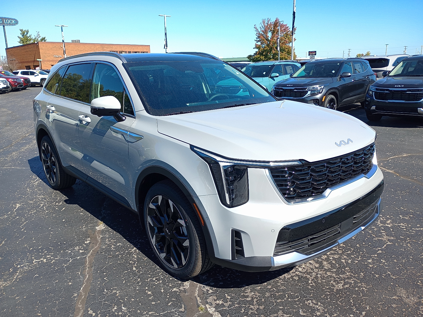 2026 Kia Sorento SX's photo