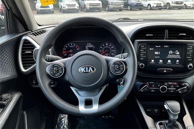 2021 Kia Soul S photo 2