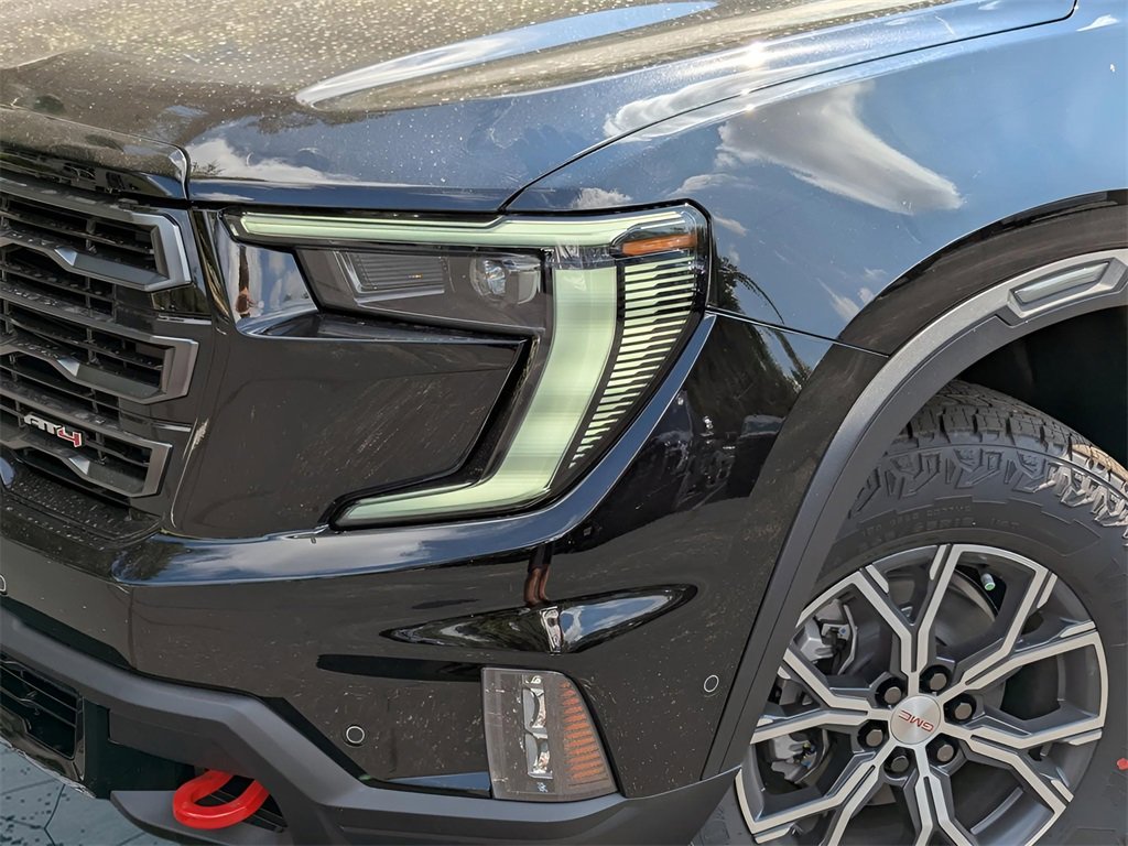 2026 Gmc Acadia AT4 photo 2