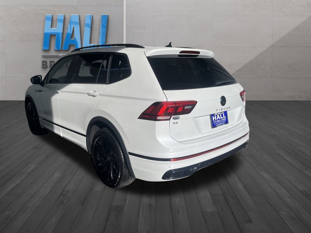 2024 Volkswagen Tiguan SE R-Line Black photo 3
