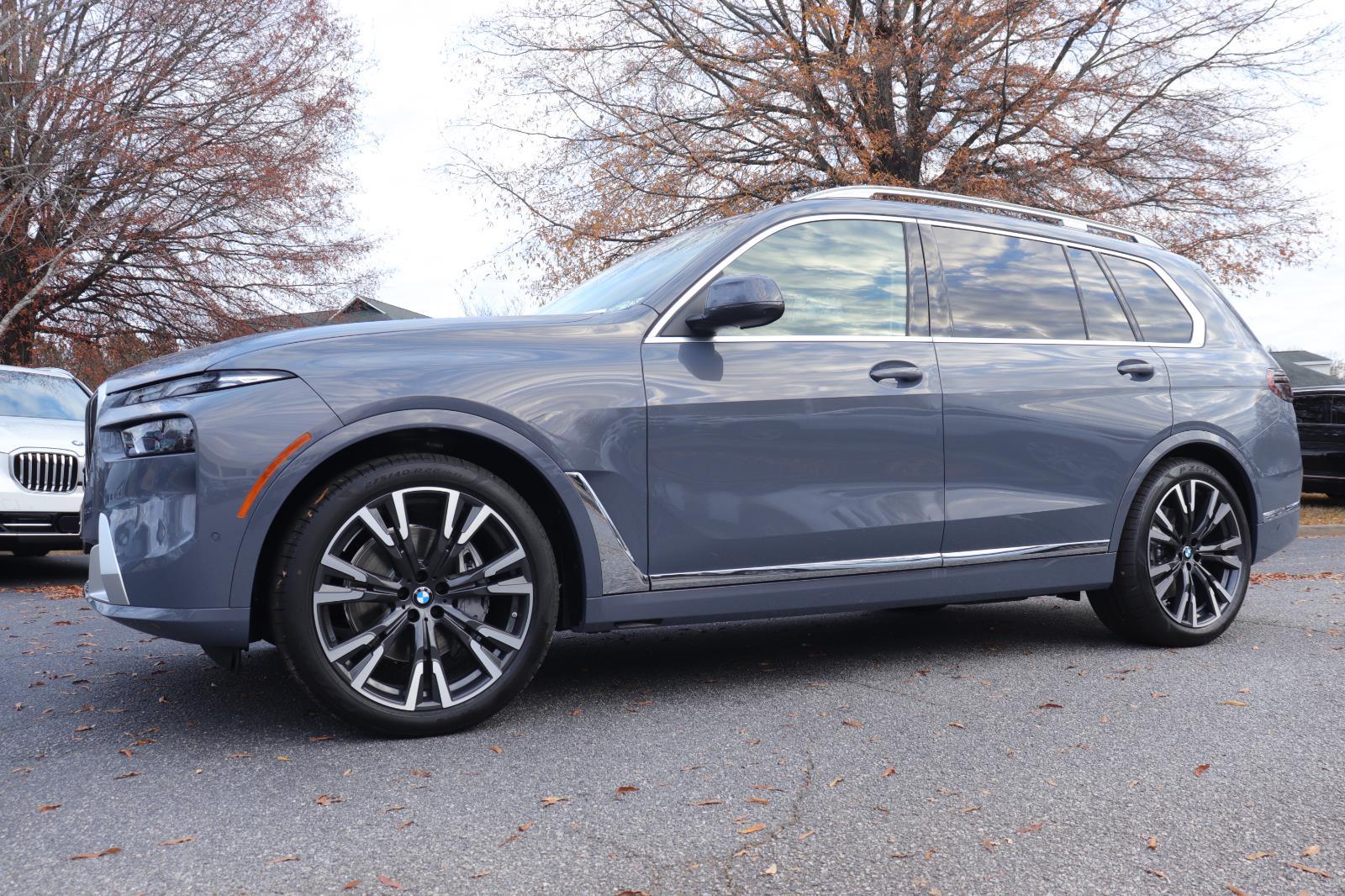 2026 BMW X7 40i's photo