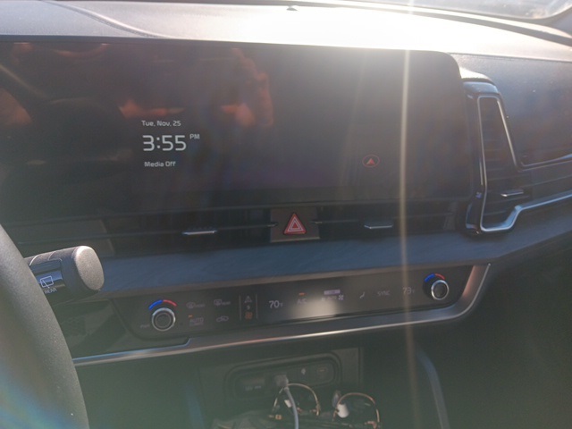 2023 Kia Sportage X-Line photo 3