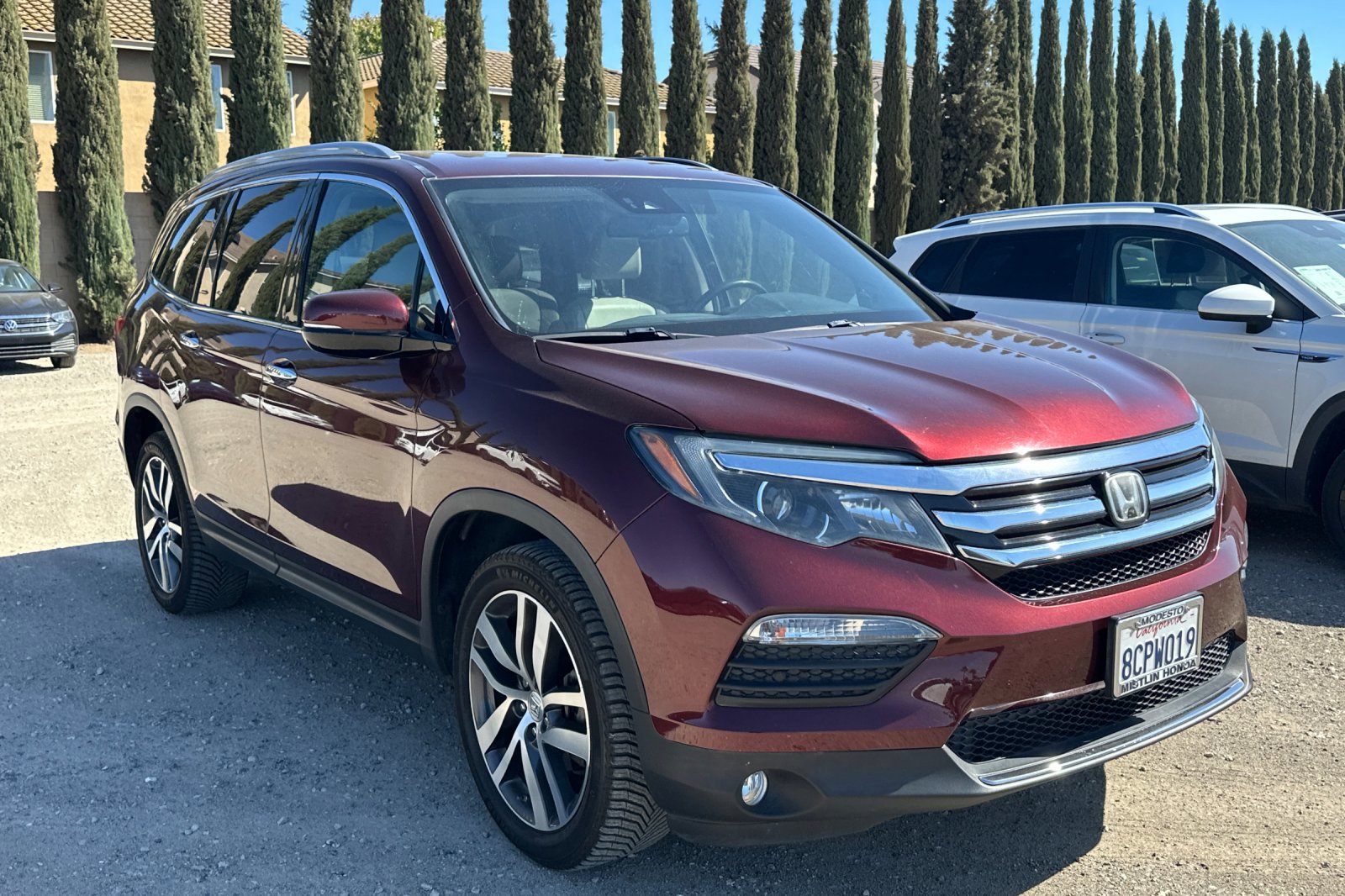 2018 Honda Pilot Elite photo 2