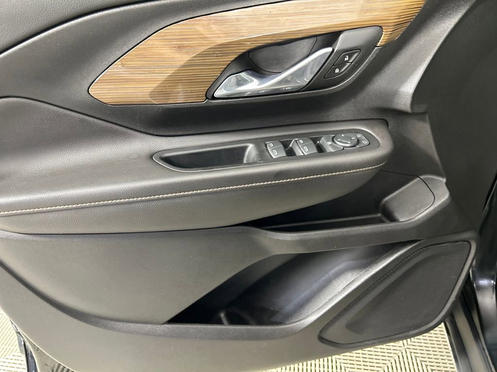 2020 Gmc Terrain SLE photo 16