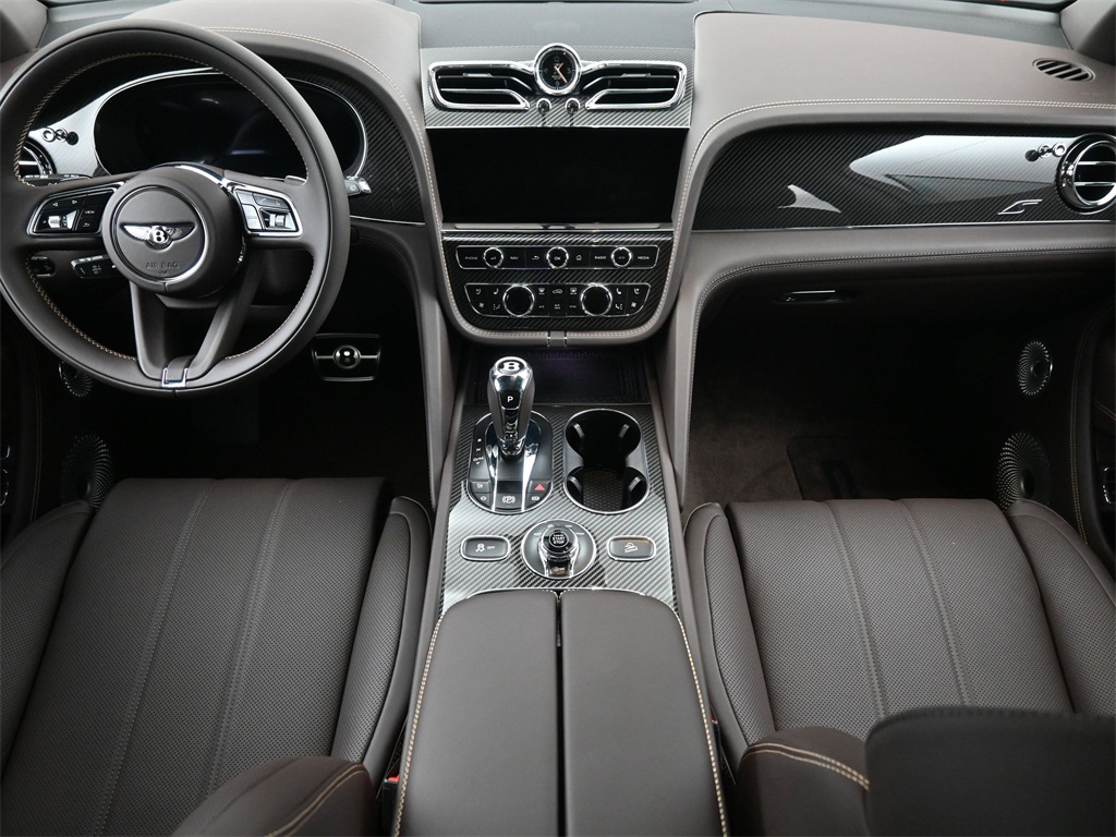 2025 Bentley Bentayga S photo 4