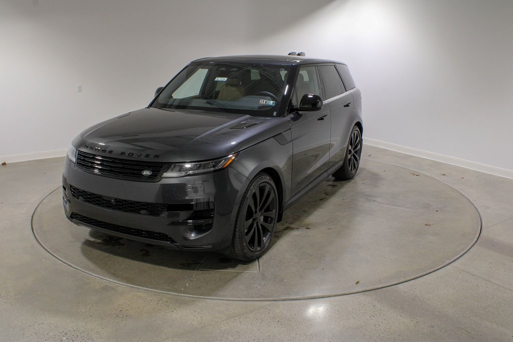 2026 Land Rover Range Rover Sport SE's photo