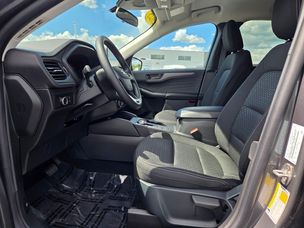 2025 Ford Escape Active photo 19