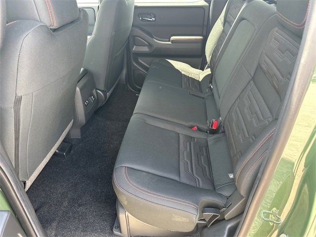 2025 Nissan Frontier PRO-4X photo 2