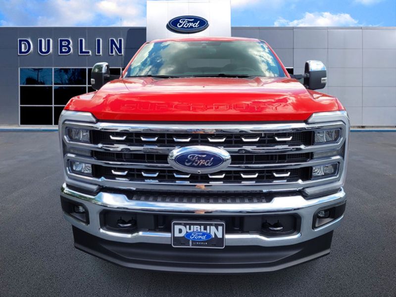 2025 Ford F-250 Lariat photo 2