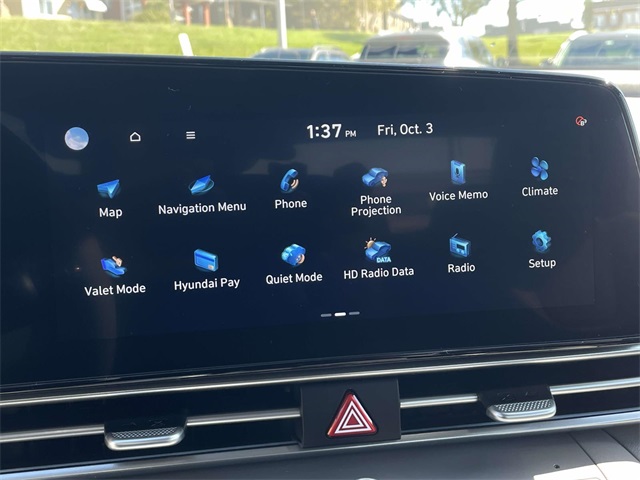 2024 Hyundai Elantra SEL photo 18