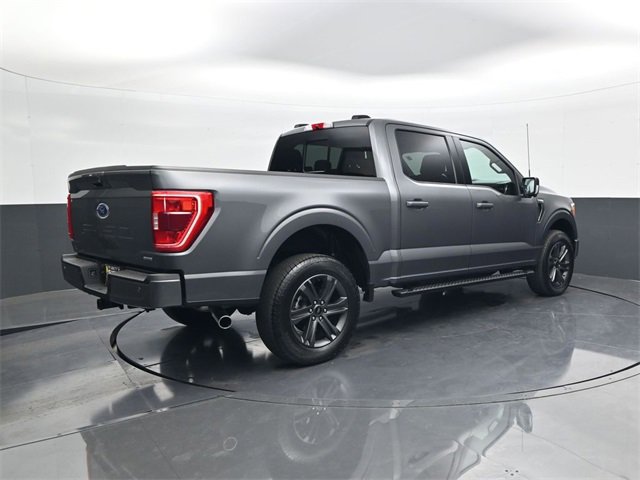 2023 Ford F-150 XLT photo 4