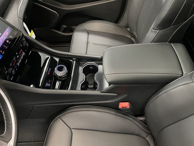 2025 Jeep Grand Cherokee Limited photo 21