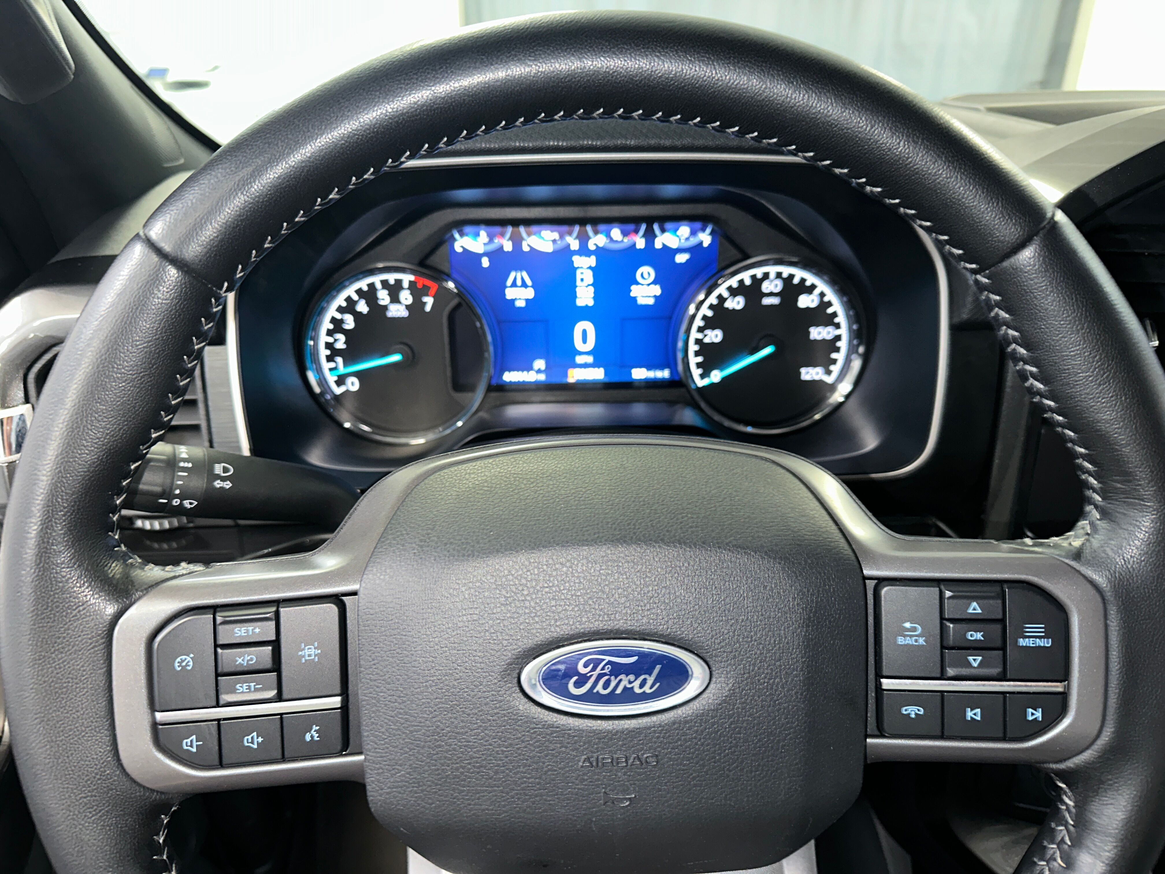 2021 Ford F-150 XLT photo 3
