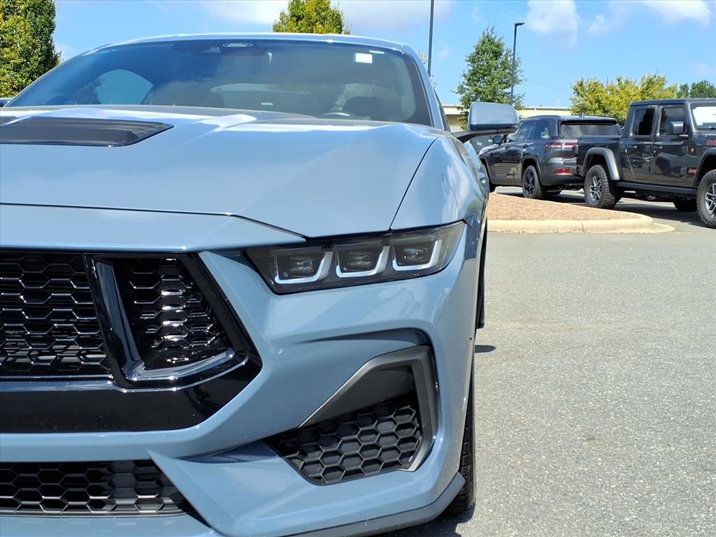 2024 Ford Mustang GT Premium photo 23