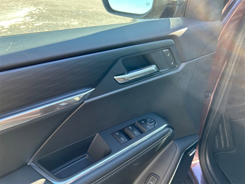 2026 GMC ACADIA - Image 13