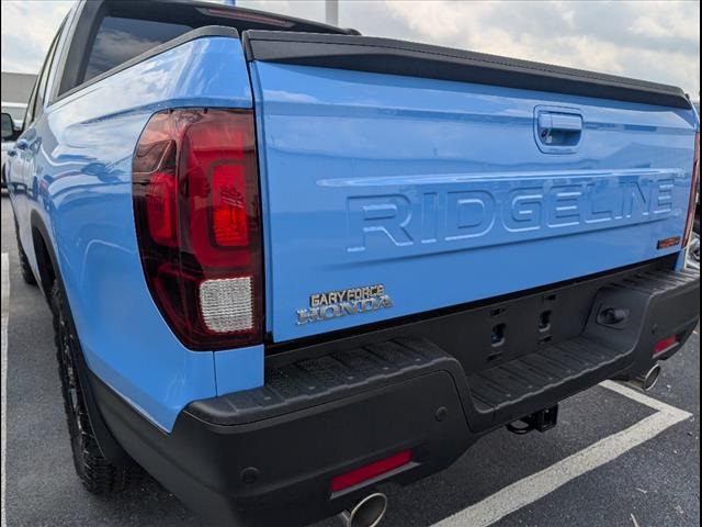2025 Honda Ridgeline TrailSport photo 4