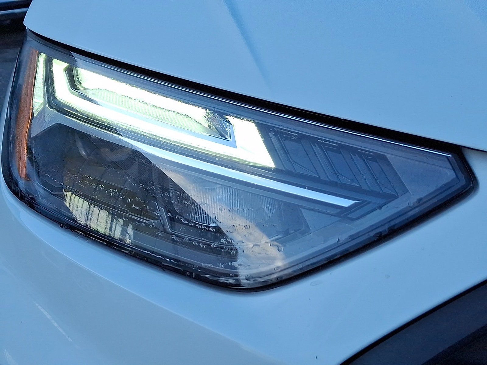 2023 Audi SQ5 Premium Plus photo 3