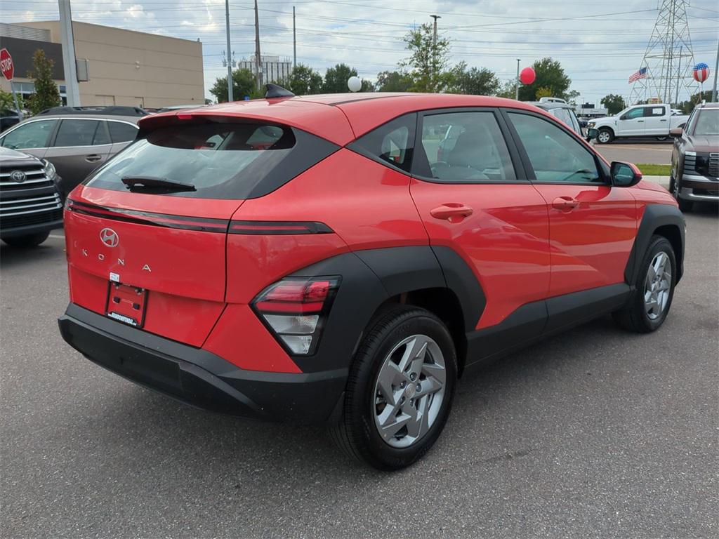2026 Hyundai Kona SE photo 4