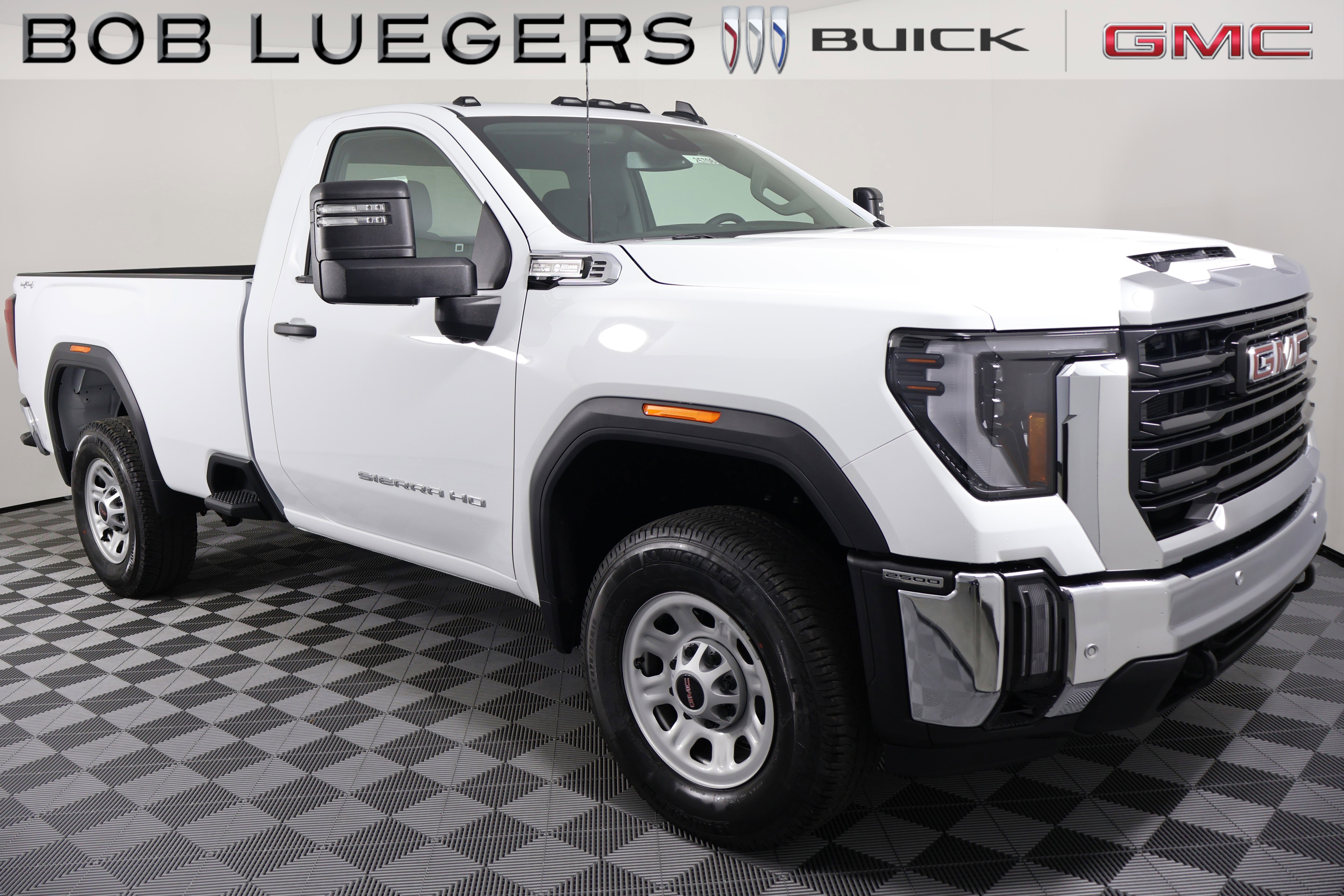 2025 GMC Sierra 2500HD Pro's photo