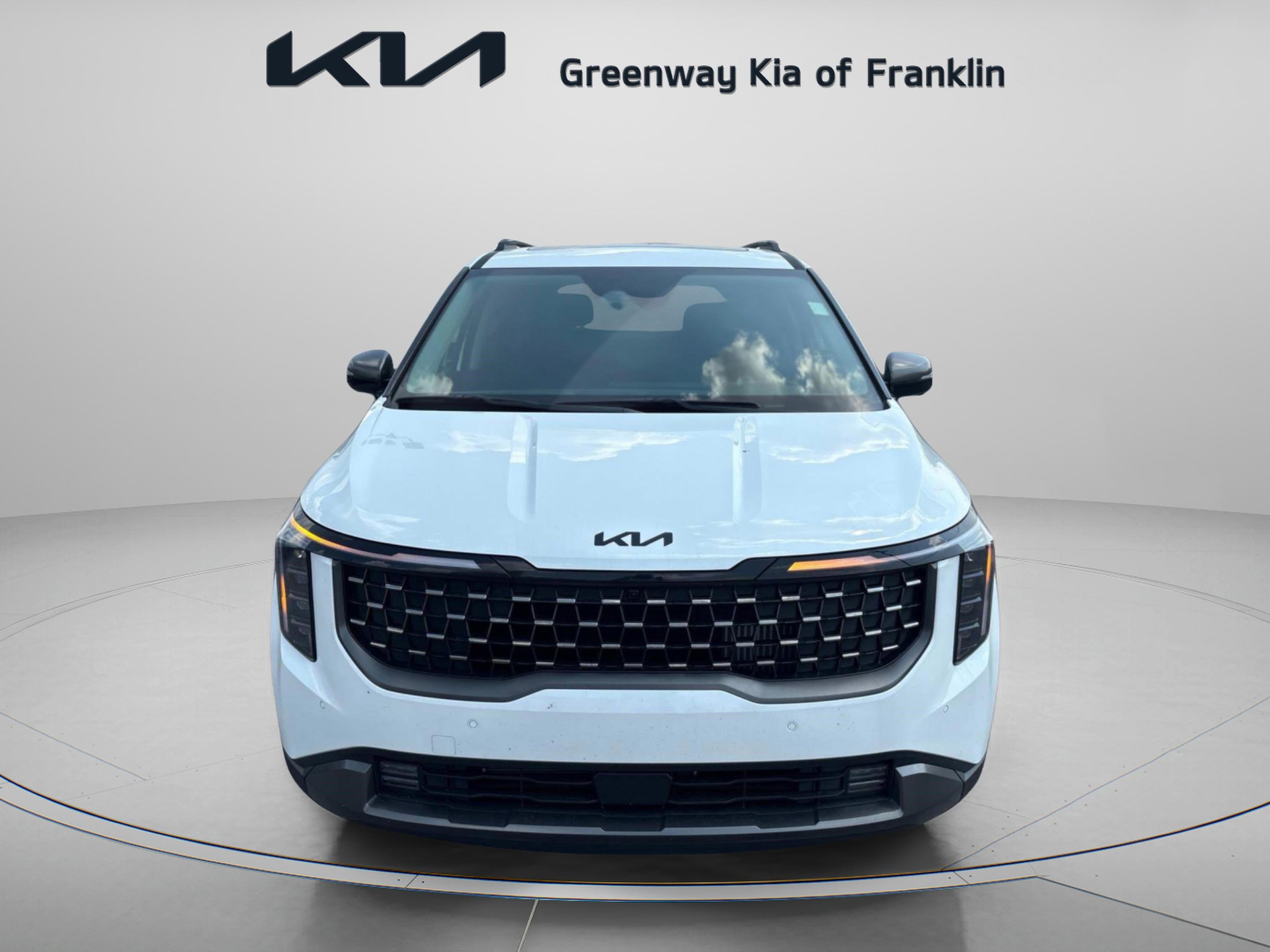 2025 Kia Carnival SX Prestige photo 2