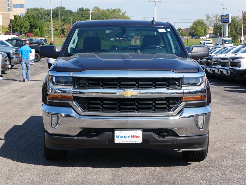 Used 2016 Chevrolet Silverado 1500 LT with VIN 1GCVKREC1GZ204061 for sale in Inver Grove Heights, Minnesota