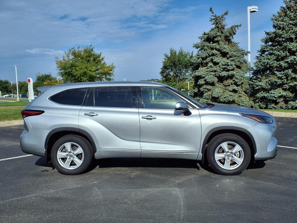 Certified 2022 Toyota Highlander LE with VIN 5TDBZRBH0NS584524 for sale in Burnsville, Minnesota
