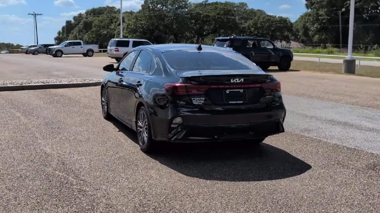 2022 Kia Forte GT-Line photo 7