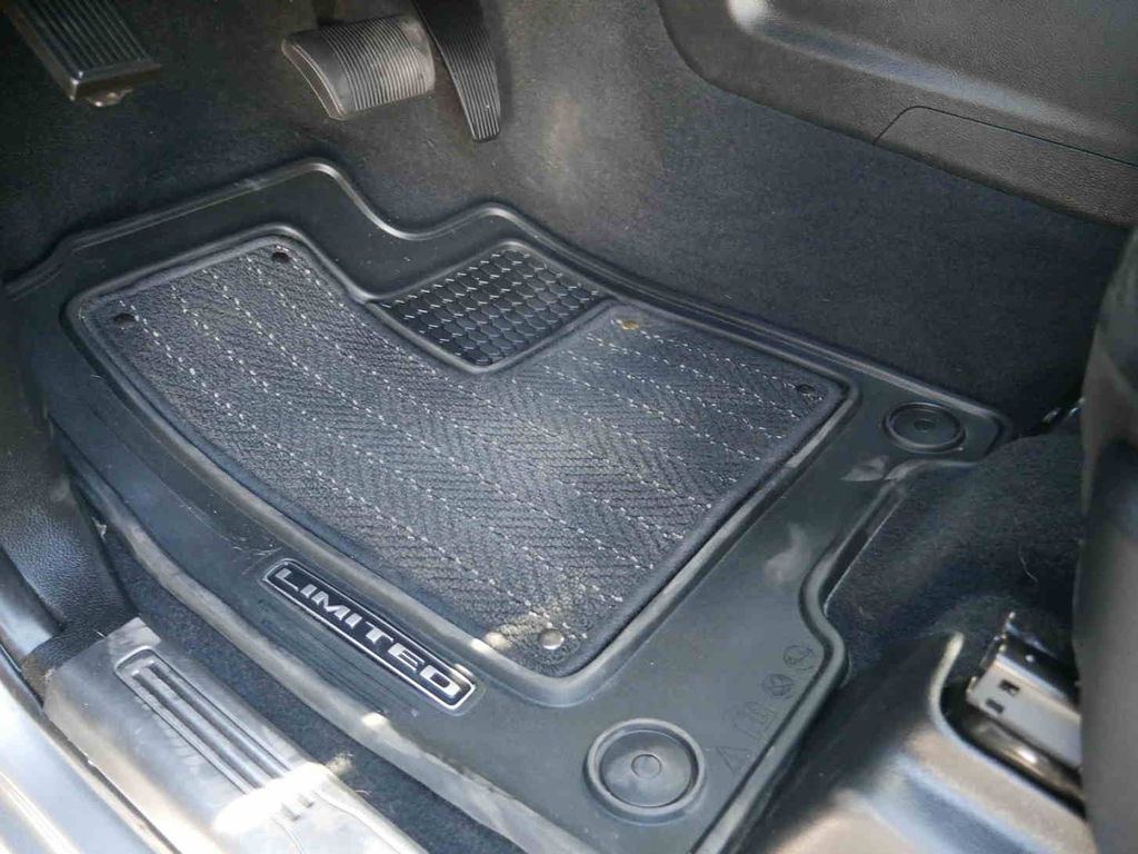 2020 Ram 3500 Limited photo 32